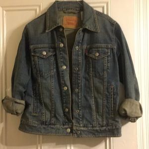 Levi’s denim jean jacket